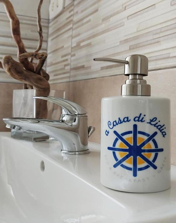 A Casa Di Lidia B&B Gaeta Luaran gambar