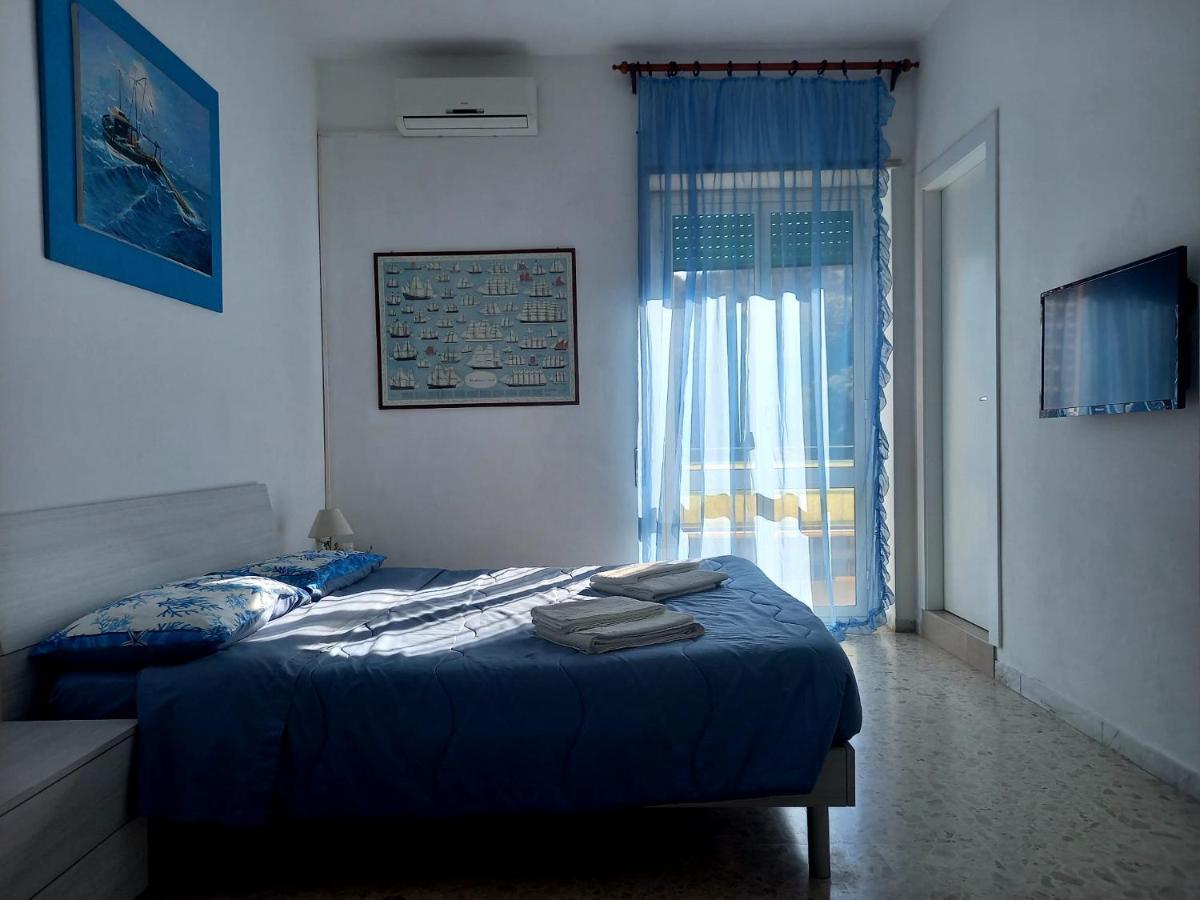 A Casa Di Lidia B&B Gaeta Luaran gambar